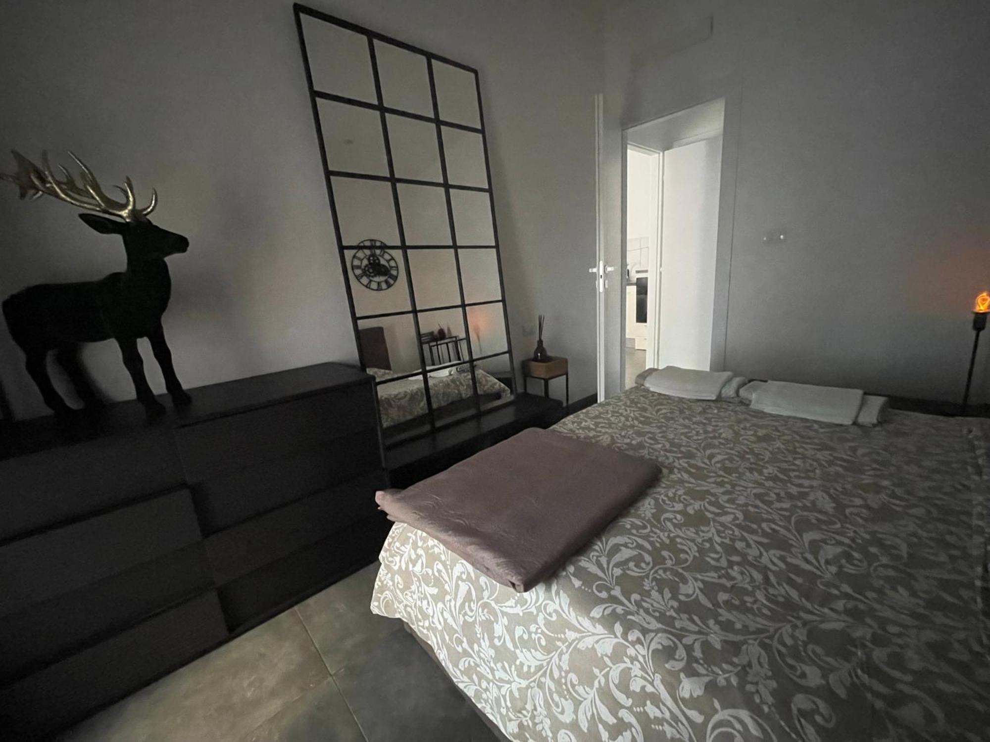 Decoluxe !Apartamento Con 1 Camera Da Letto , In Zona San Paolo , Via Martiniana Turín Exterior foto