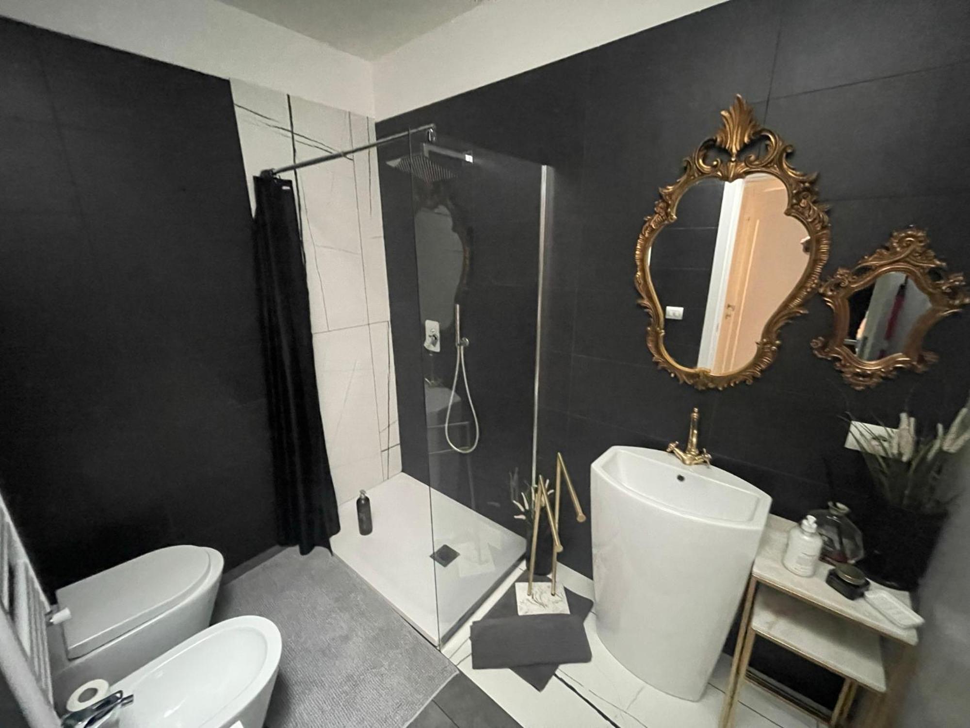 Decoluxe !Apartamento Con 1 Camera Da Letto , In Zona San Paolo , Via Martiniana Turín Exterior foto